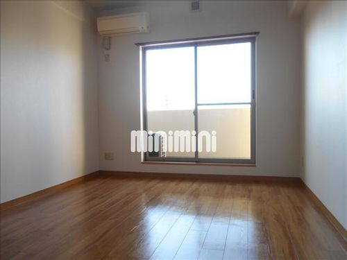 セレクト三河安城 Ⅱの居間