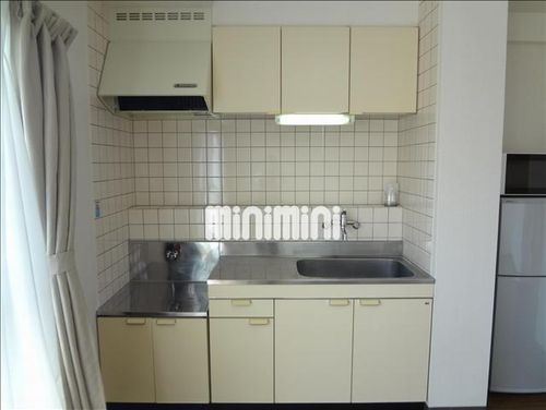 FamilleⅡ (ファミールⅡ)のキッチン