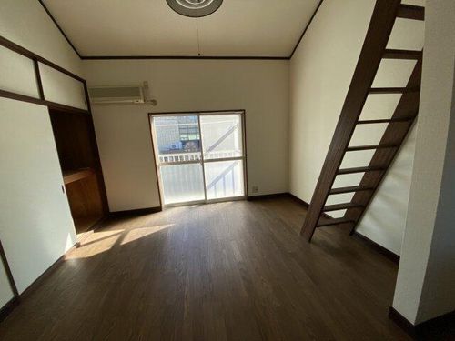 メゾン書写202の居間