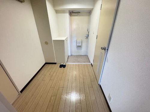 メゾン・エトワールの玄関