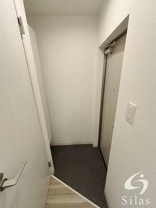 大阪府枚方市走谷2丁目(アパート)の賃貸物件の玄関