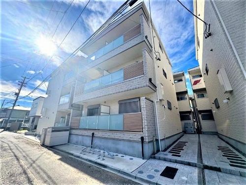 シエルブルー新守山の外観