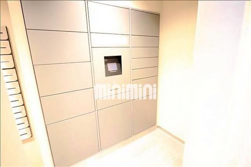 S-RESIDENCE大曽根駅前の玄関