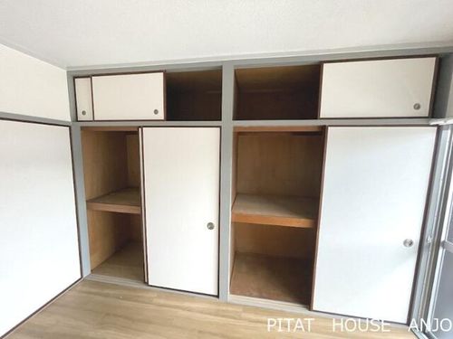 湫マンションの内装