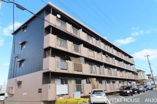 湫マンションの外観