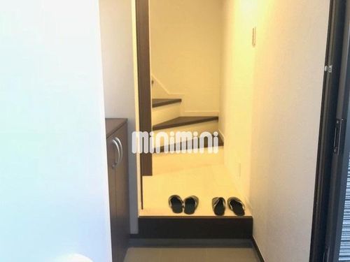 LE COCON砂口町の玄関