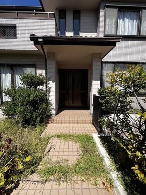 愛知県名古屋市千種区城木町2丁目(一戸建)の賃貸物件の玄関