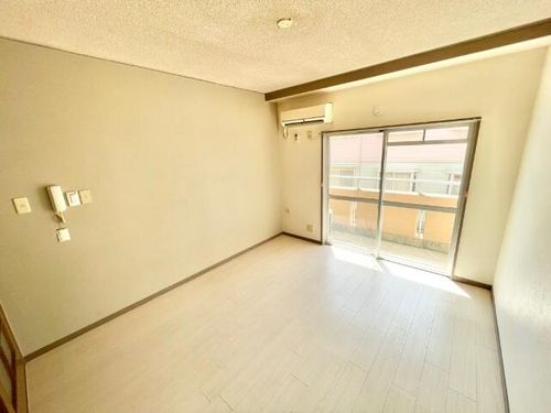 ハイツエーワンの居間