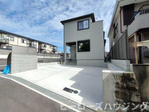 大阪府豊中市上野東2丁目(一戸建)の賃貸物件の玄関