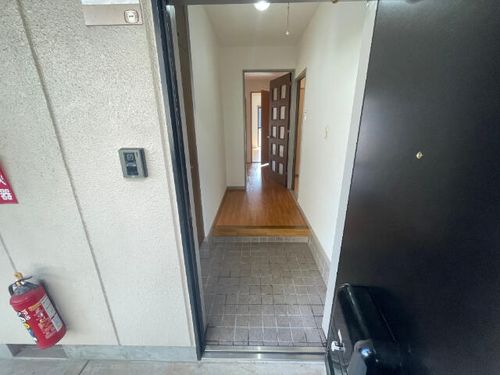 アズールNの玄関