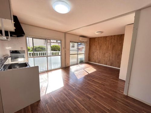 メゾン東栄 B棟307の居間