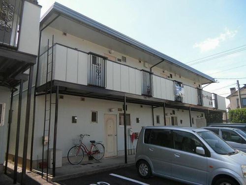 フォーブル川北A棟の外観