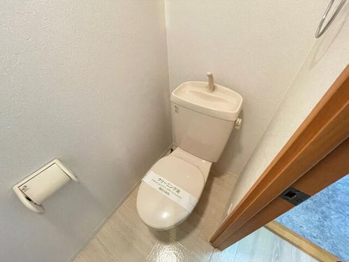 アネックス橋目の内装