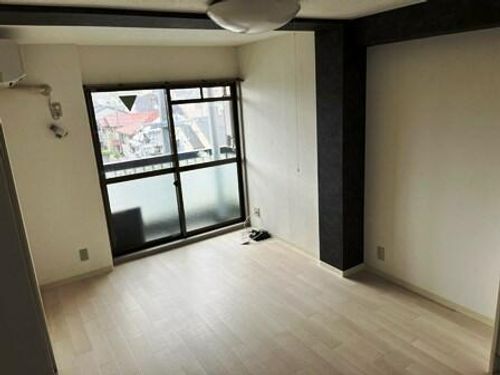 兵庫県尼崎市塚口町2丁目(マンション)の賃貸物件の居間