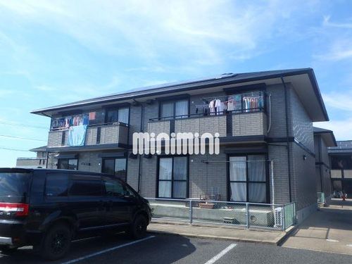 ティアラC棟の外観