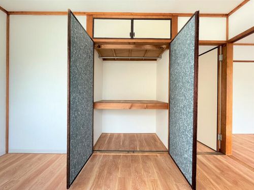 コーポ新西の内装