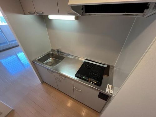 北海道札幌市中央区北三条東3丁目(マンション)の賃貸物件のキッチン