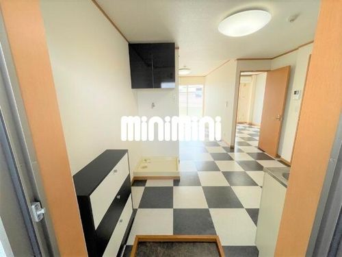 アールイーステージ刈谷の玄関