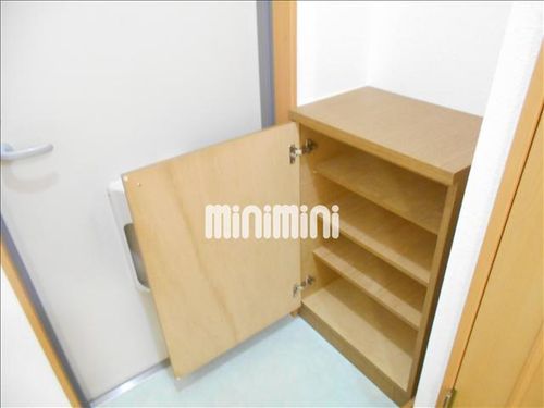 A・City相生の玄関