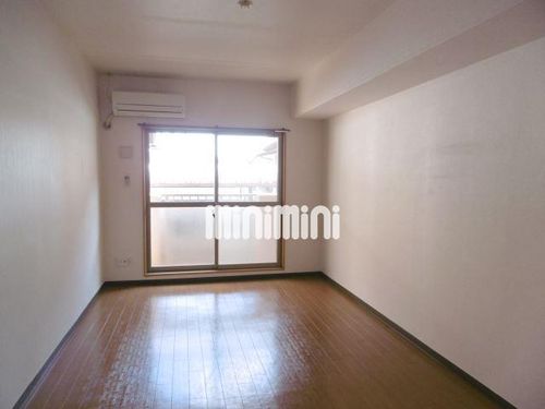 A・City相生の居間