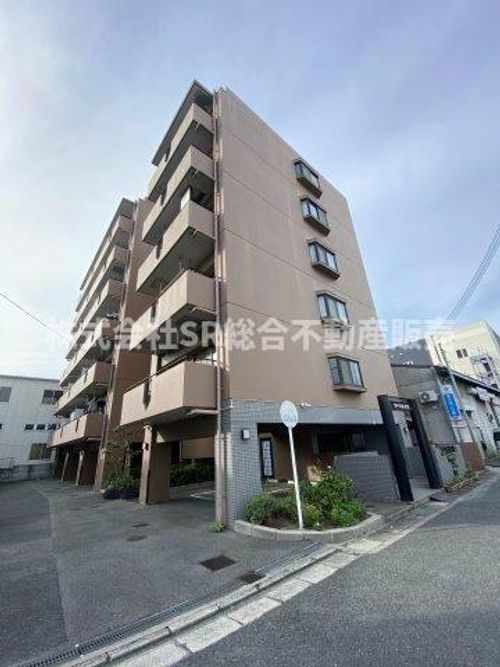 キャッスル水走の外観