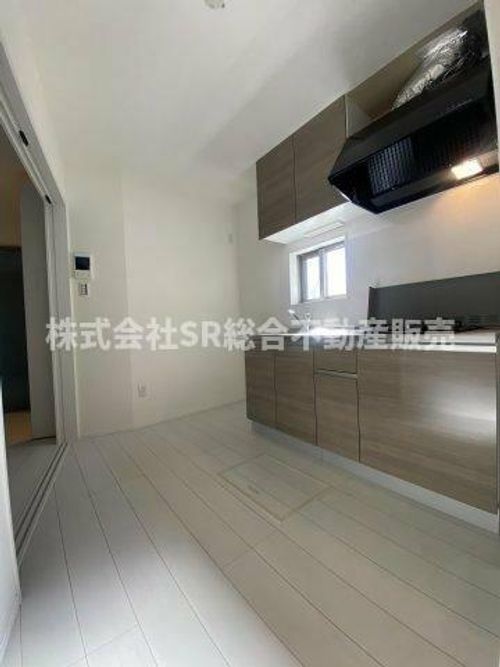 カーサフォルトゥナート額田駅前のキッチン