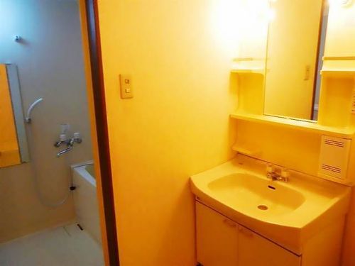 マーベラス栄和 B棟(南)の風呂