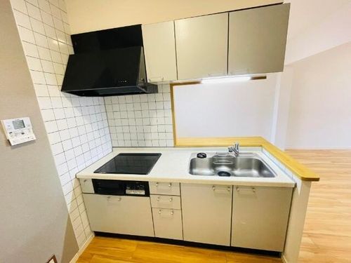 リヴァージュ菰口のキッチン