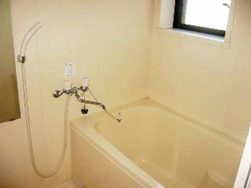 マーベラス栄和 B棟(南)の風呂