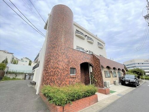 平子台マンションの外観
