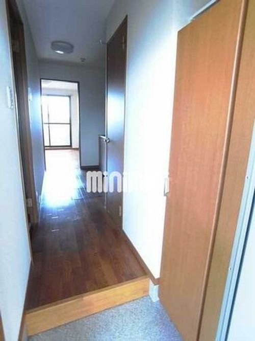 リーフ・アビタシオンの玄関