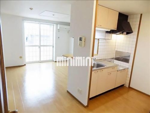 ラフィネRS Bの居間