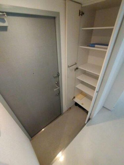 コートハウス416の玄関