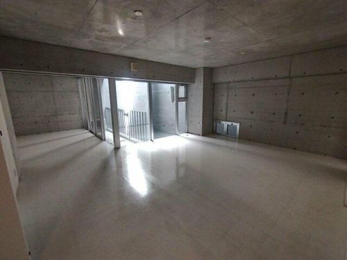 コートハウス416の居間