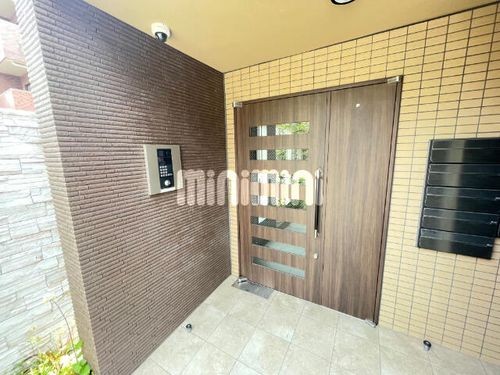 アルカディア・カトレヤの玄関