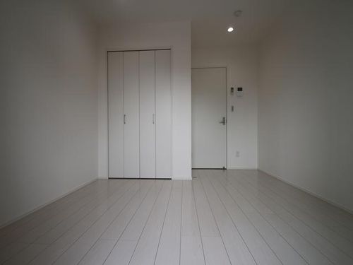 アズベル外新町の居間