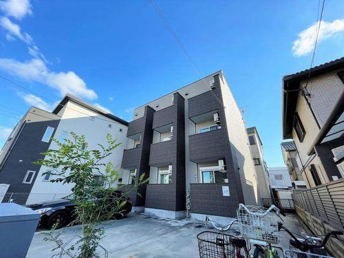 アズベル外新町の外観