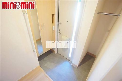 グレイスコートの玄関