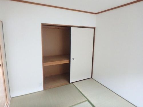 コーポ則竹の内装
