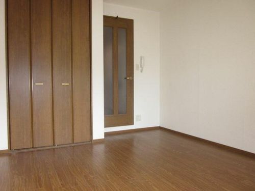 プラムの内装
