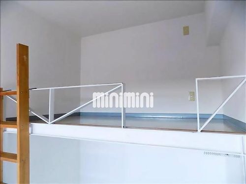 ロゼリアの居間