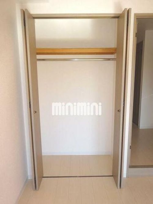 コンフォート第2岩倉の内装