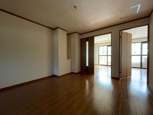 マンションソレイユの居間