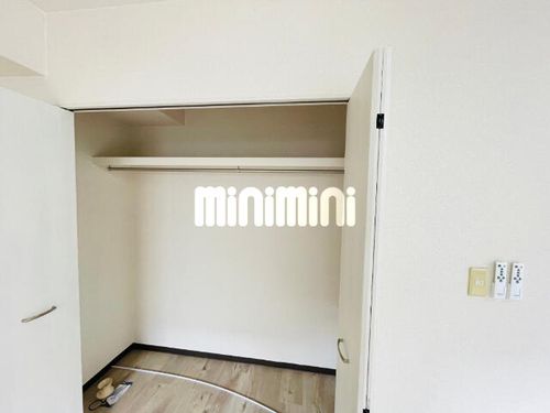 ドルフ花咲101の内装