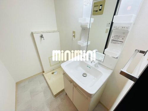 ドルフ花咲101の内装