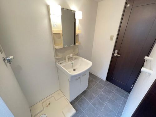 フェリーク新栄の内装