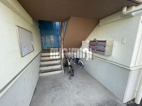 Maison Azur (メゾン アズール)の玄関