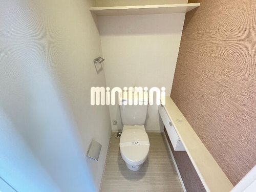 Maison Azur (メゾン アズール)の内装