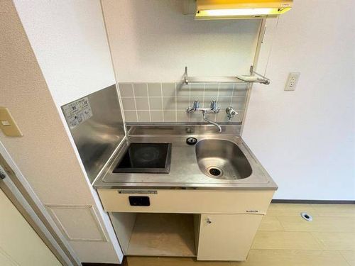 メゾンドール竹市のキッチン