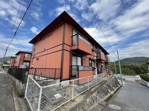 サンガーデンISIO C棟の外観